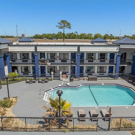 Готель Baymont By Wyndham Orlando East Alafaya Екстер'єр фото