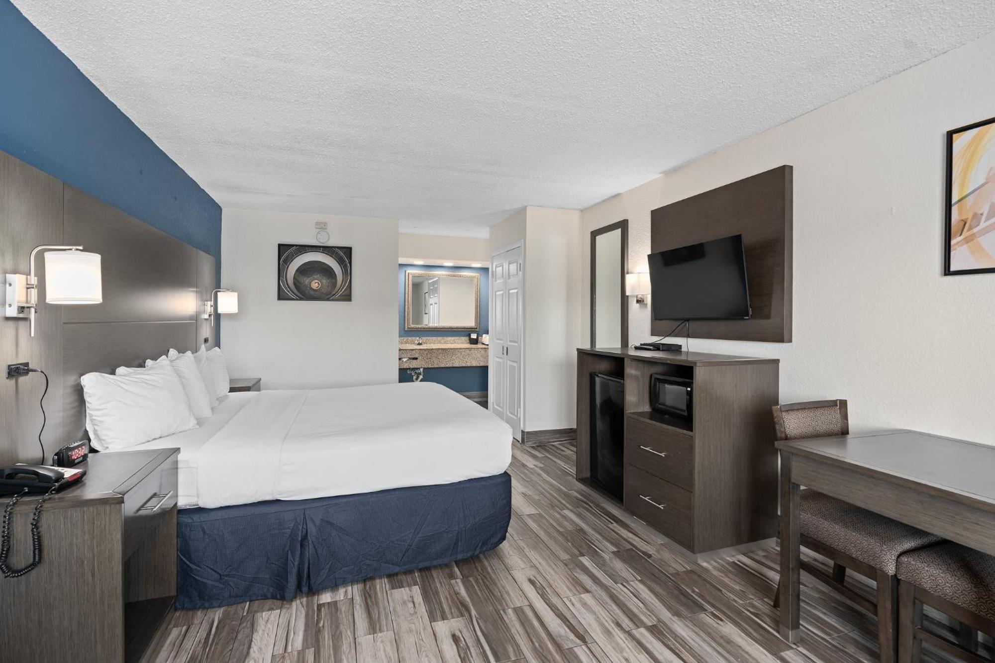 Готель Baymont By Wyndham Orlando East Alafaya Екстер'єр фото
